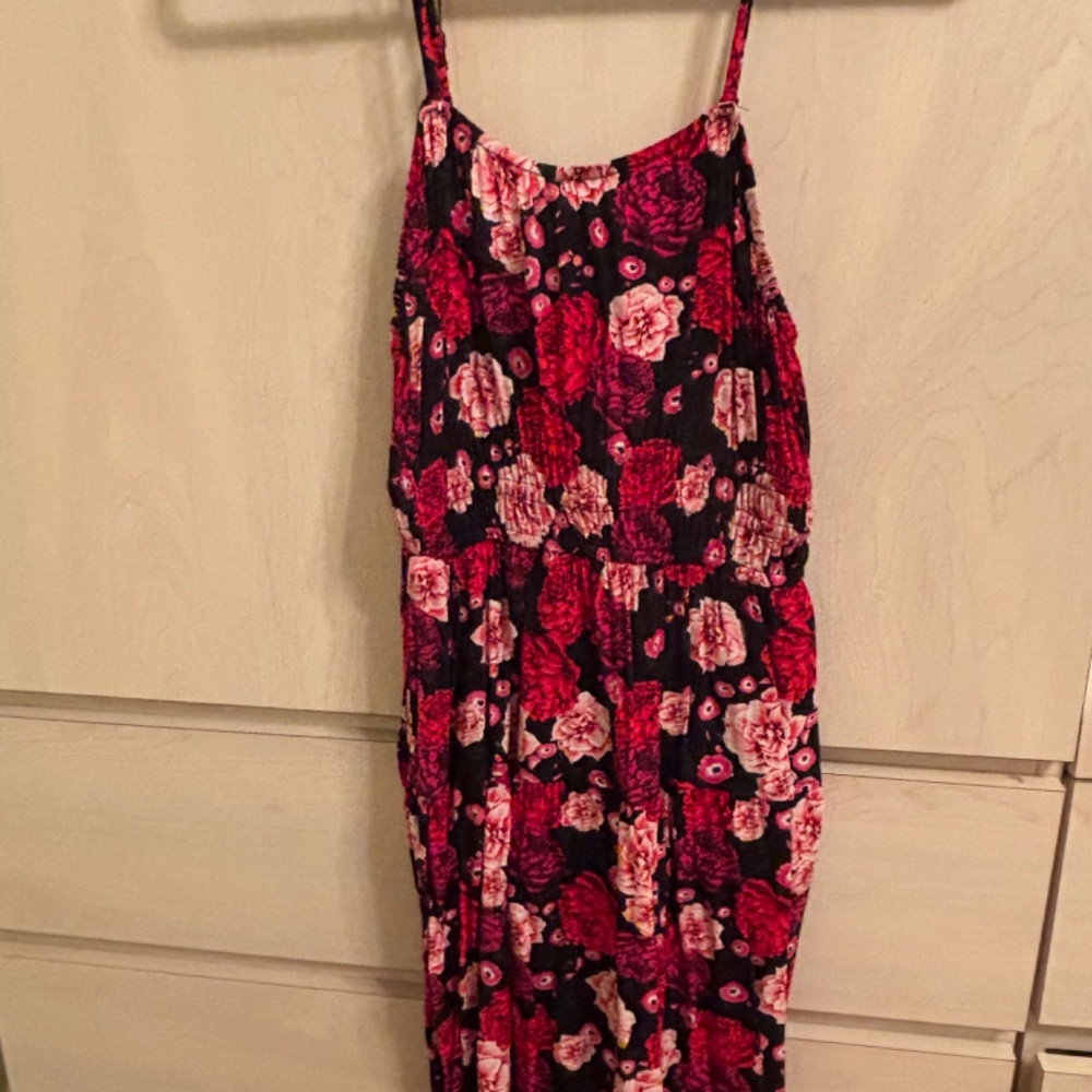 Spring Sale! New Old Navy Floral Rose Dress w/ Adjustabke Straps & Smocked Back